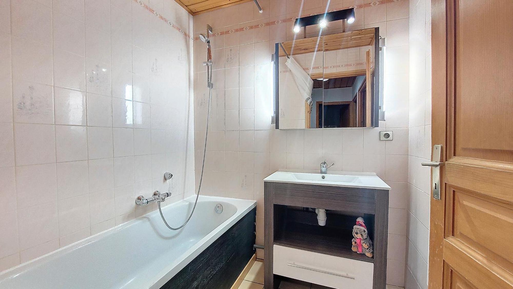 Domancy Appartement 1 Chambre Idealement Situe מראה חיצוני תמונה